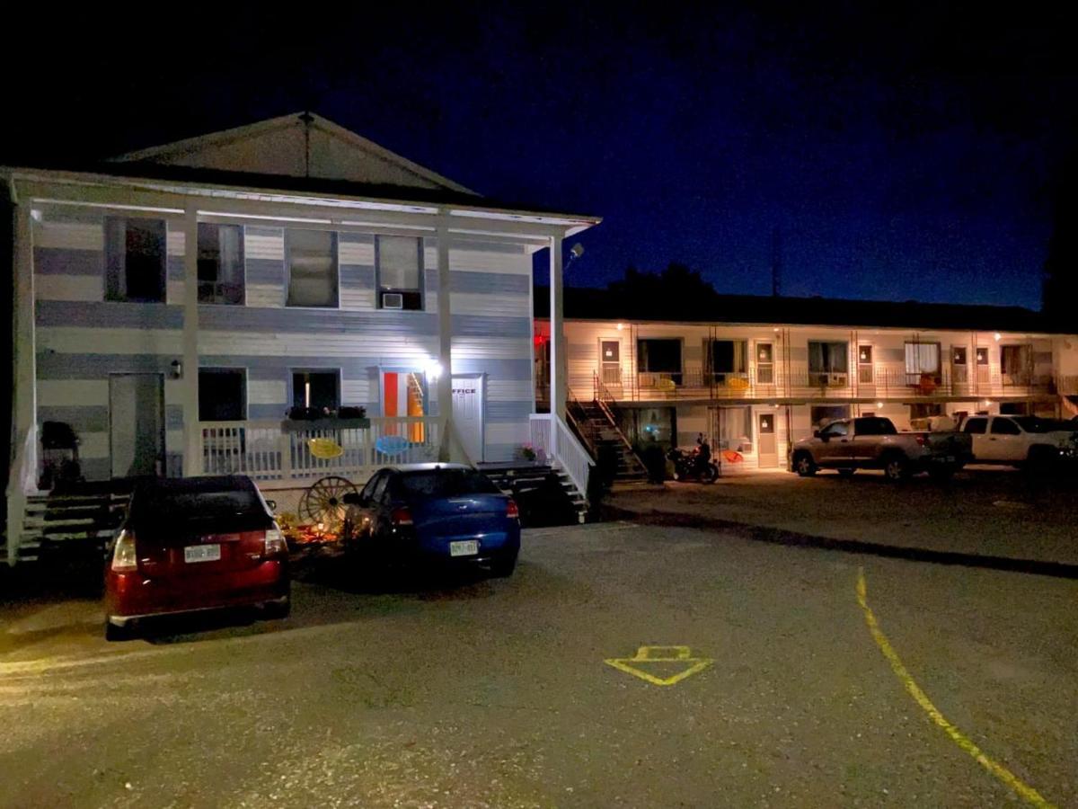 Frontiersman Motel Latchford Buitenkant foto