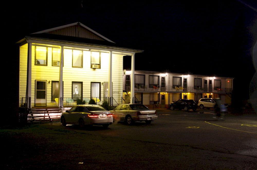 Frontiersman Motel Latchford Buitenkant foto