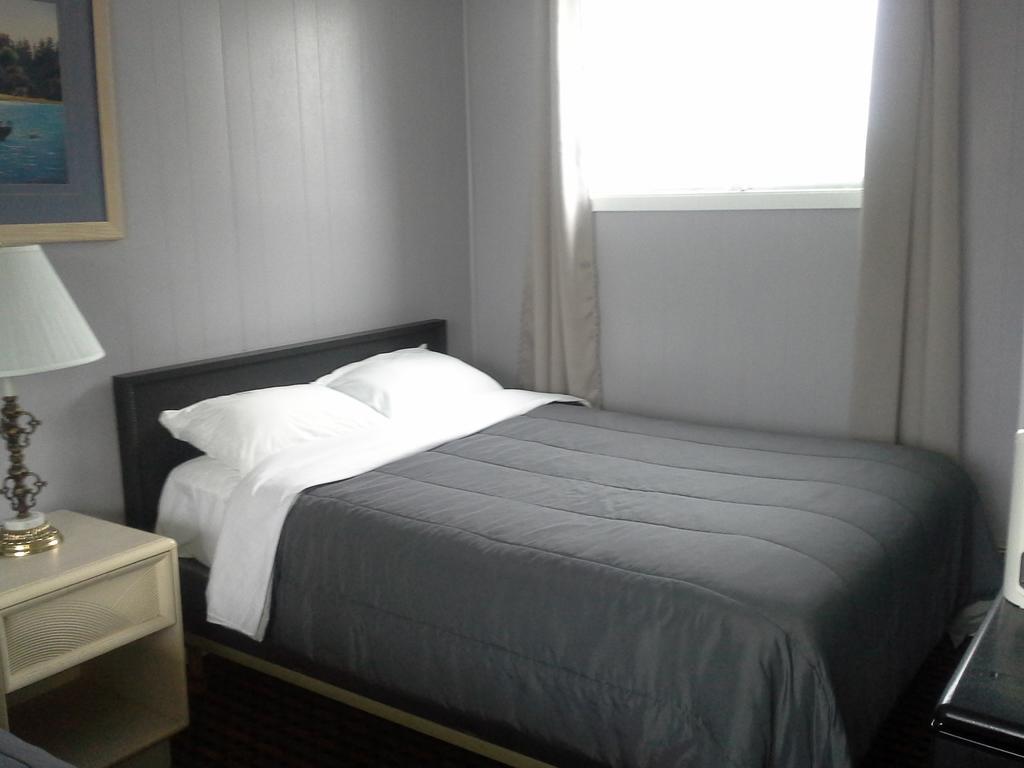 Frontiersman Motel Latchford Buitenkant foto